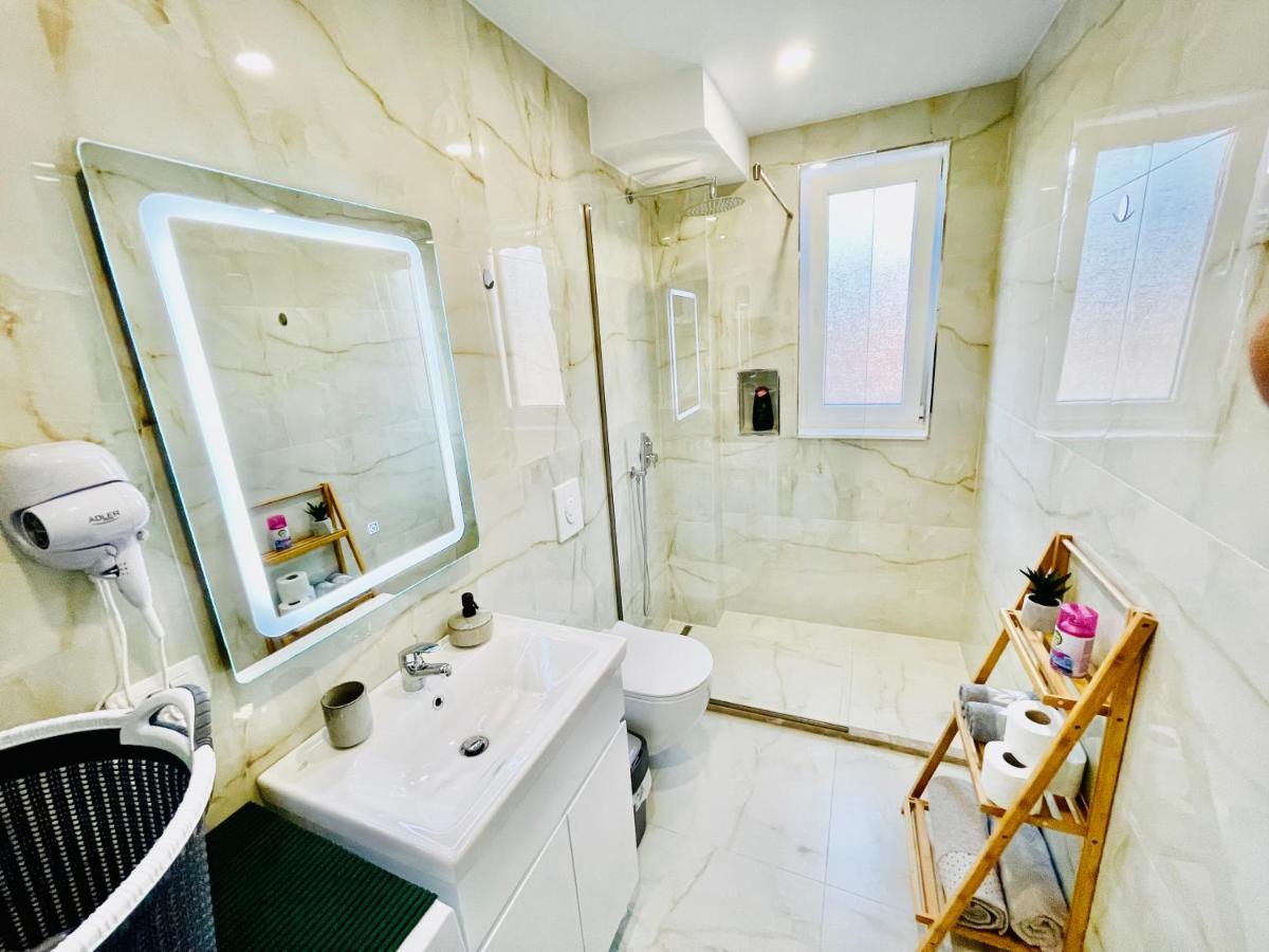 Central Apartment 2, Τίρανα Εξωτερικό φωτογραφία